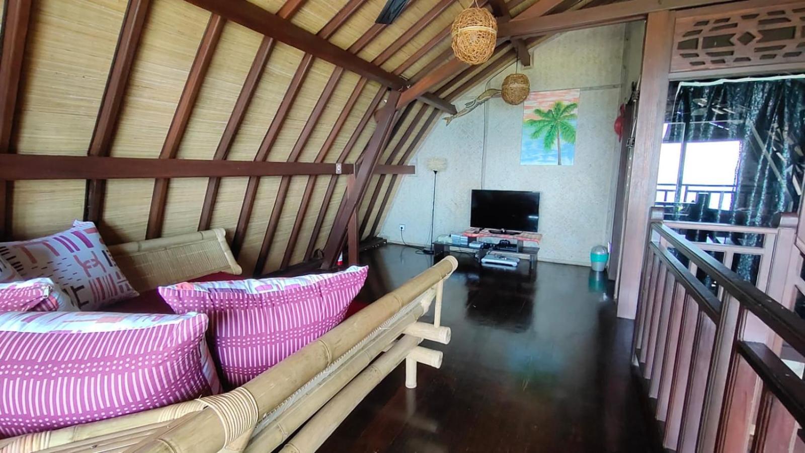 Villa Umbrella Lombok Senggigi Exterior foto